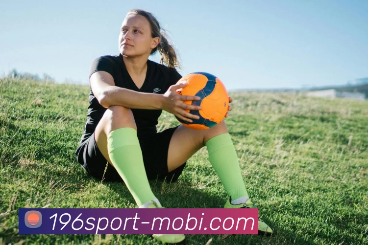 直播吧与小红书联合评选德甲第24轮最佳球员基米希凌空绝杀助球队赢得国家德比